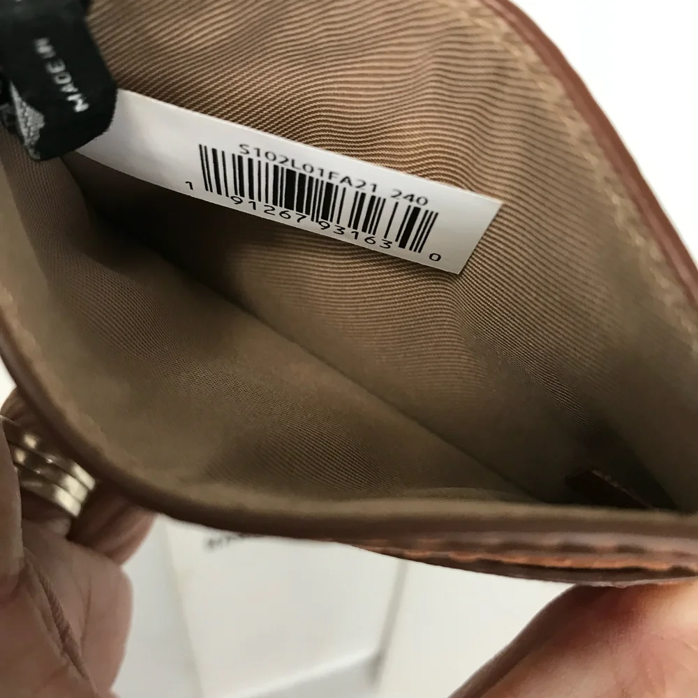 Marc Jacobs Leather Card Holder in “Smoked Almond” NWOT